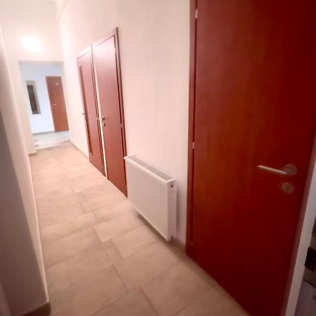 Vivien Apartment Budapest Esterno foto