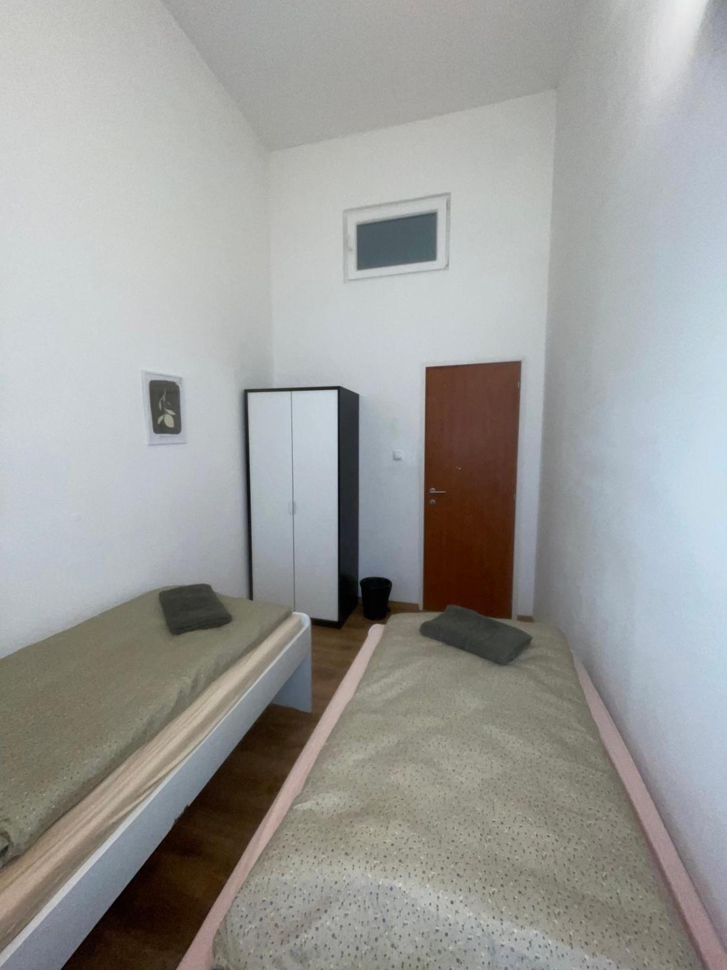 Vivien Apartment Budapest Esterno foto
